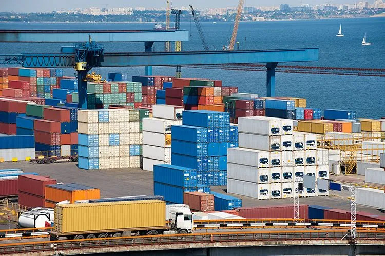 20ft & 40ft Container Cost from China to UAE