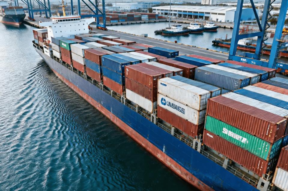 How much is shipping from China to Luxembourg